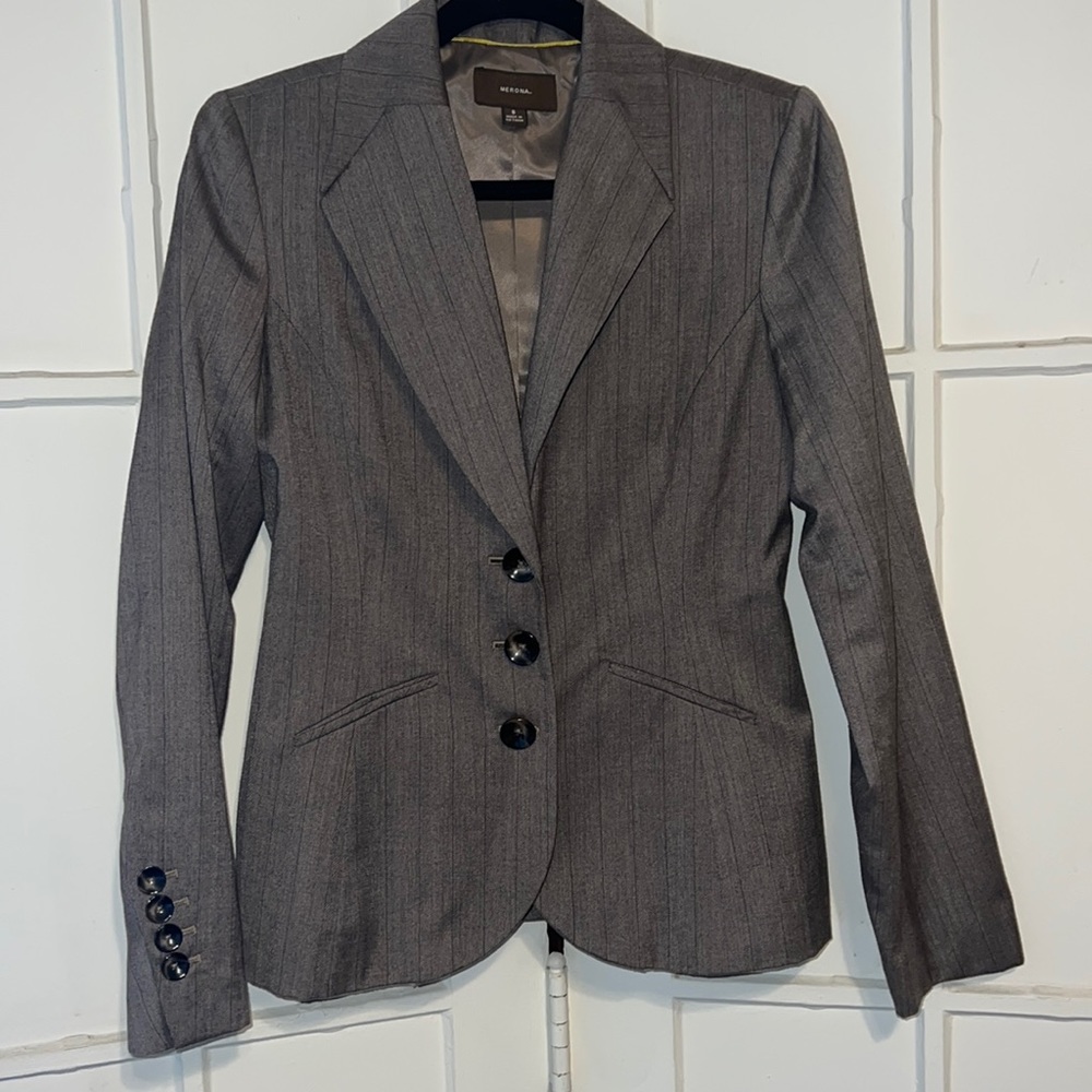 Merona lined jacket size 6 also have brown pinstripes w/black size 4 dress pants